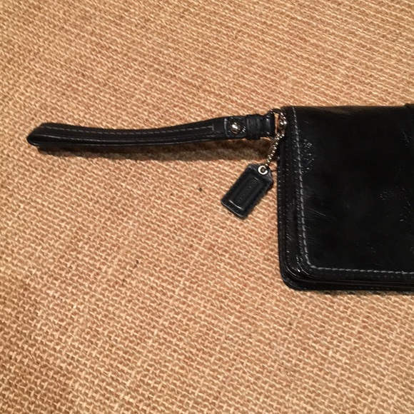 Coach clutch - Picture 3 of 7